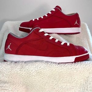 Air Jordan Sky High Retro Low Varsity Red